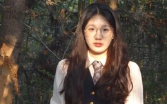 心有不甘1V1喷奶